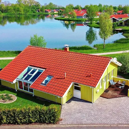 Casa vacanze 12 Person Holiday In